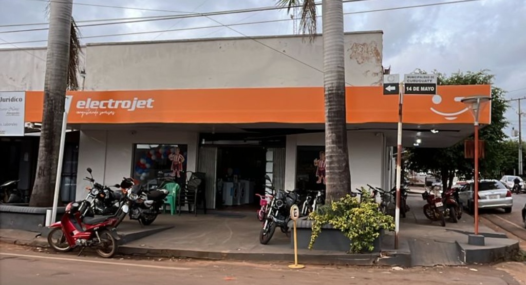 Fachada de Suc. Curuguaty
